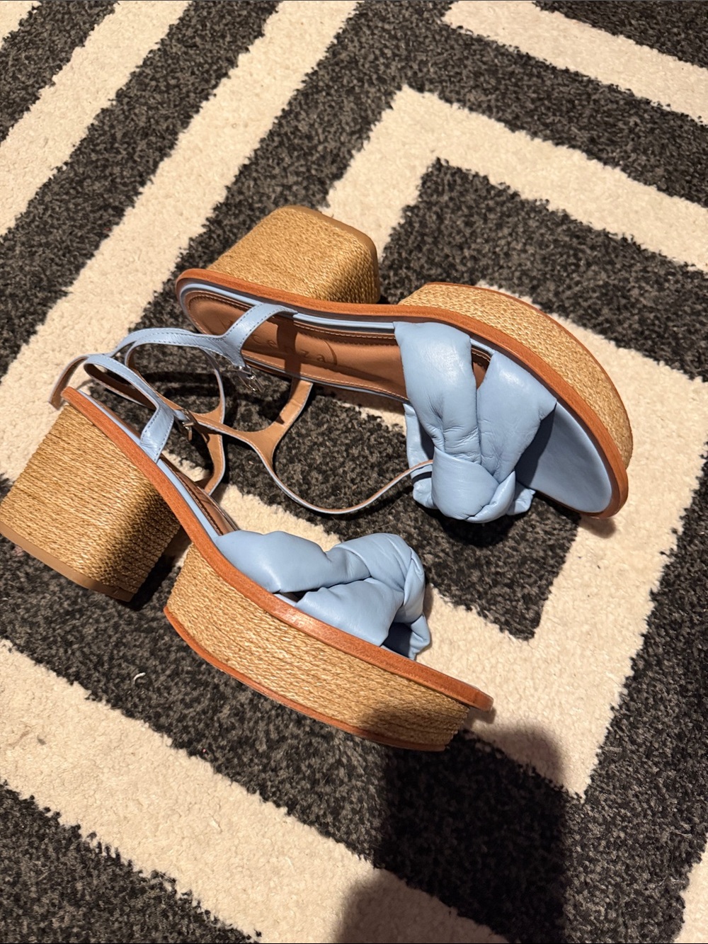 Vicenza Leather sandals size 9